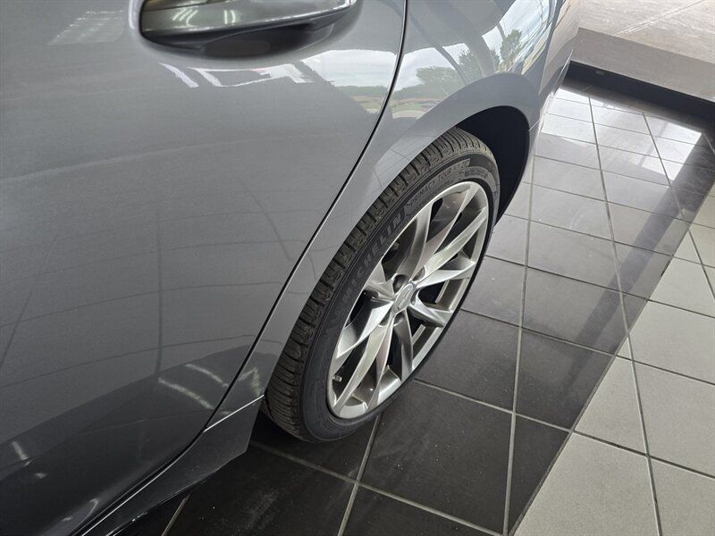 Used 2021 Cadillac CT5 V w/ Premium Package AWD/4WD image 41