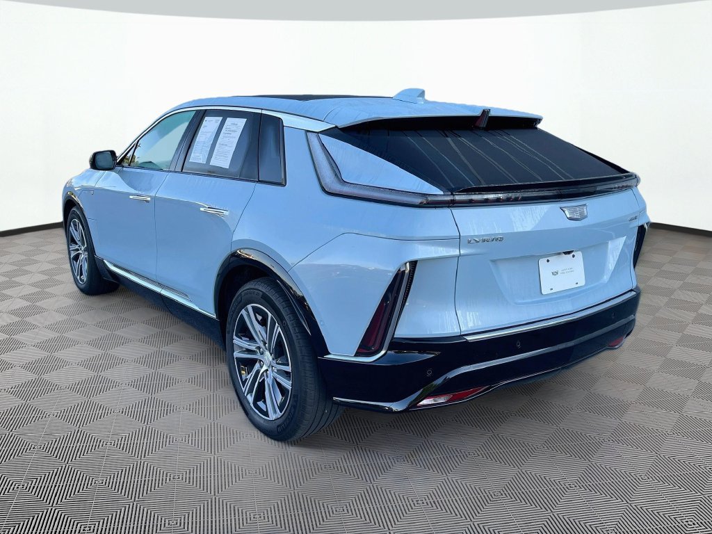 Certified 2024 Cadillac Lyriq Luxury w/ LPO, Floor Liner Package RWD image 8