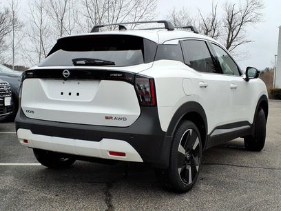 New 2026 Nissan Kicks SR w/ Cold Weather Package