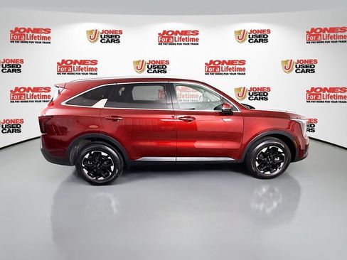 Used 2025 Kia Sorento S AWD/4WD image 17
