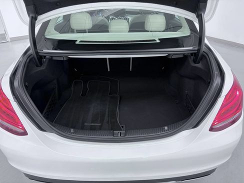 Used 2018 Mercedes-Benz C 300 4MATIC Sedan image 23