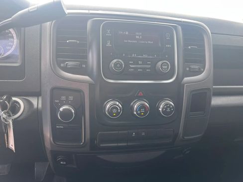 Used 2014 RAM 1500 Express AWD/4WD image 23