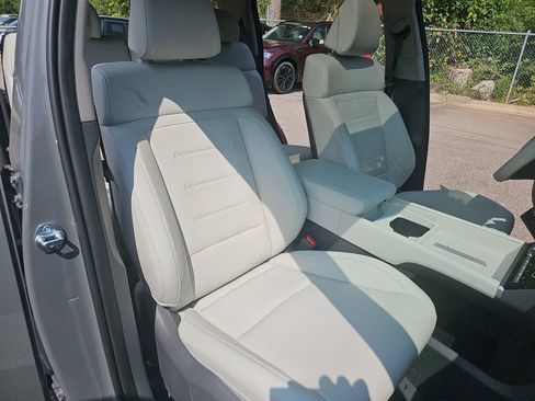 Certified 2026 Hyundai Santa Fe Limited FWD image 10