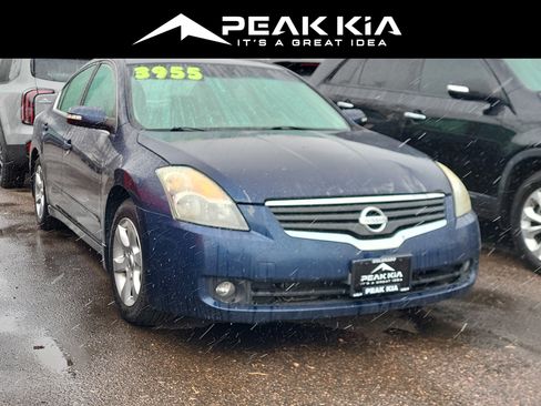 Used 2007 Nissan Altima 3.5 SL w/ Emergency Aid Pkg image 1