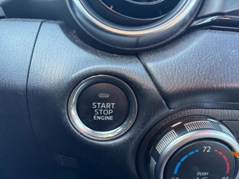 Used 2019 MAZDA MX-5 Miata RF Grand Touring image 39