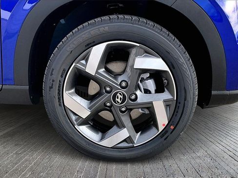 New 2026 Hyundai Venue SEL image 11