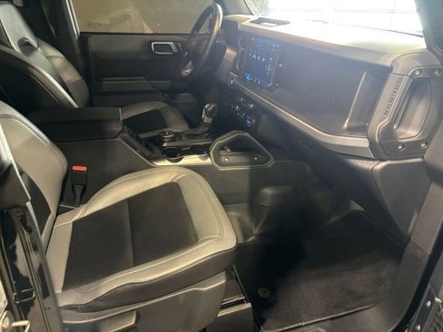 Used 2024 Ford Bronco Big Bend image 25