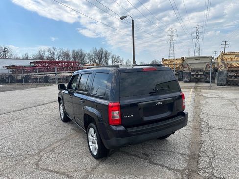 Used 2011 Jeep Patriot Sport image 3