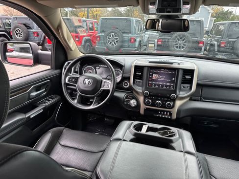 Used 2019 RAM 1500 Laramie image 32