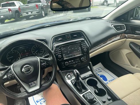 Used 2017 Nissan Maxima Platinum w/ Medallion Package image 15