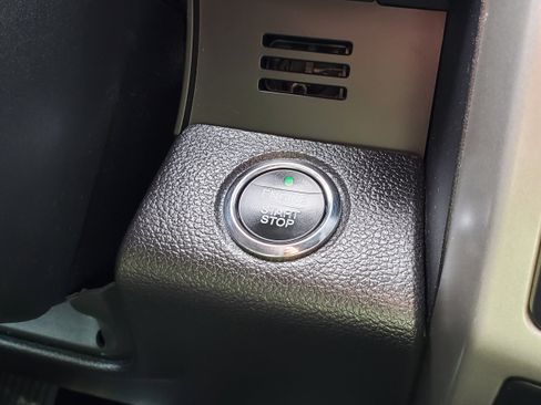 Used 2018 Ford F150 Lariat w/ Equipment Group 502A Luxury image 23