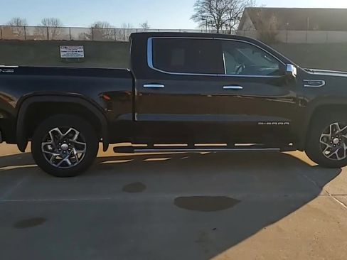 Used 2024 GMC Sierra 1500 SLT w/ SLT Premium Plus Package image 9