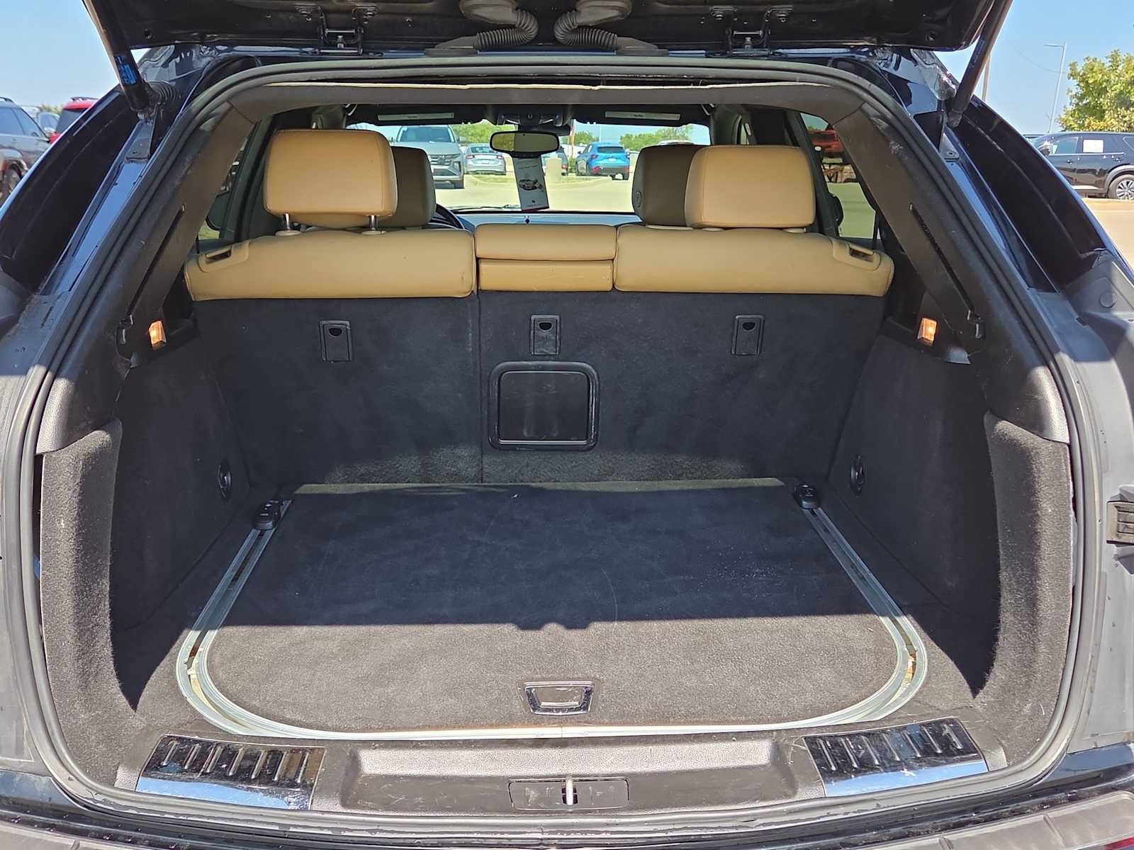 Used 2014 Cadillac SRX Performance w/ Driver Awareness Package FWD image 36