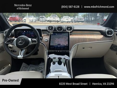 Used 2025 Mercedes-Benz GLC 300 4MATIC image 17