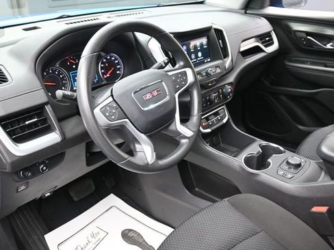 Used 2024 GMC Terrain SLE w/ Driver Convenience Package image 14
