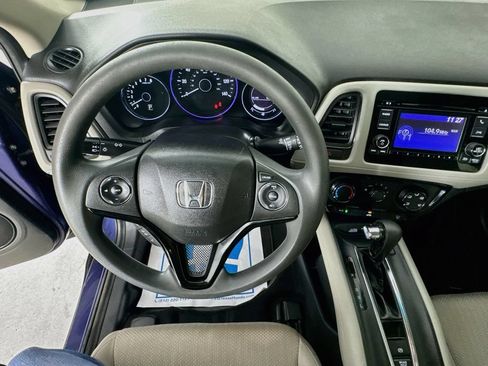 Used 2016 Honda HR-V LX image 11