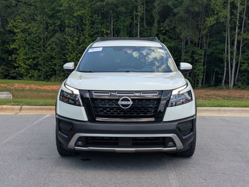 Used 2025 Nissan Pathfinder Rock Creek AWD/4WD image 7
