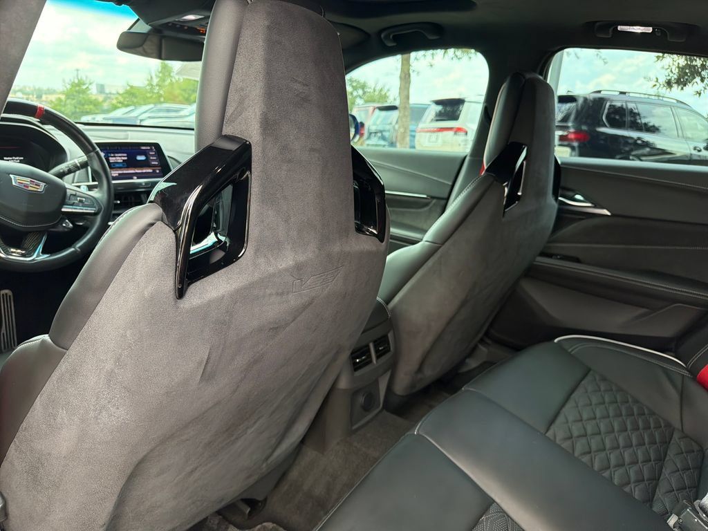 Used 2022 Cadillac CT4 V Blackwing w/ Driver Assist Package RWD image 33