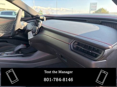 Used 2025 Dodge Charger Scat Pack w/ Track Pack image 25