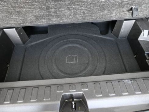 Used 2024 Chevrolet Equinox LT image 52