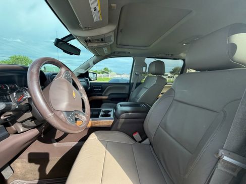 Used 2014 Chevrolet Silverado 1500 LTZ w/ LTZ Plus Package image 10