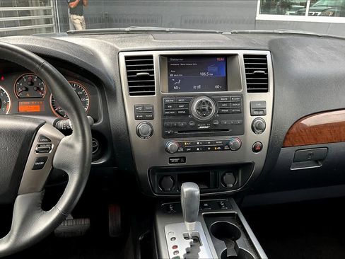 Used 2014 Nissan Armada Platinum image 6