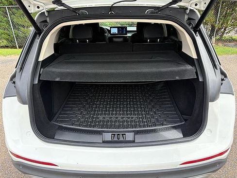 Used 2023 Lincoln Corsair FWD image 45