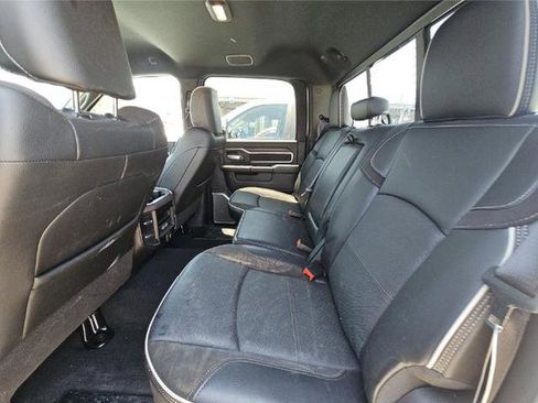 Used 2025 RAM 2500 Laramie AWD/4WD image 8