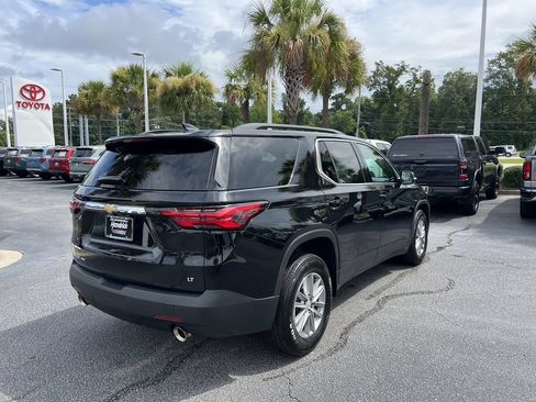 Used 2022 Chevrolet Traverse LT AWD/4WD image 10