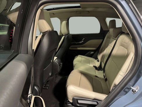 Certified 2025 Lincoln Corsair Grand Touring image 24