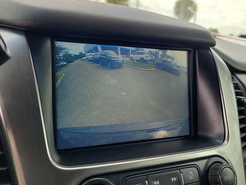 Used 2019 Chevrolet Tahoe LS RWD image 35