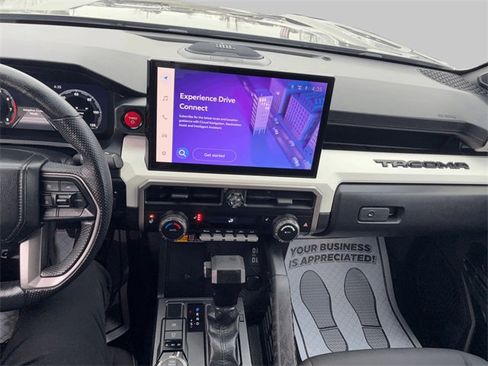 Used 2024 Toyota Tacoma TRD Off-Road w/ TRD Off Road Upgrade Package image 13