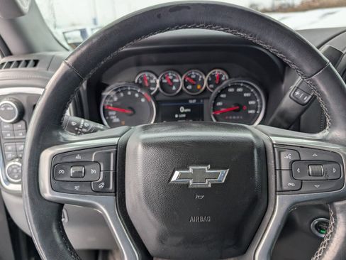 Used 2021 Chevrolet Silverado 1500 LT Trail Boss w/ Convenience Package II image 11