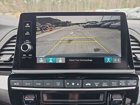 Used 2025 Honda Odyssey Sport-L image 27