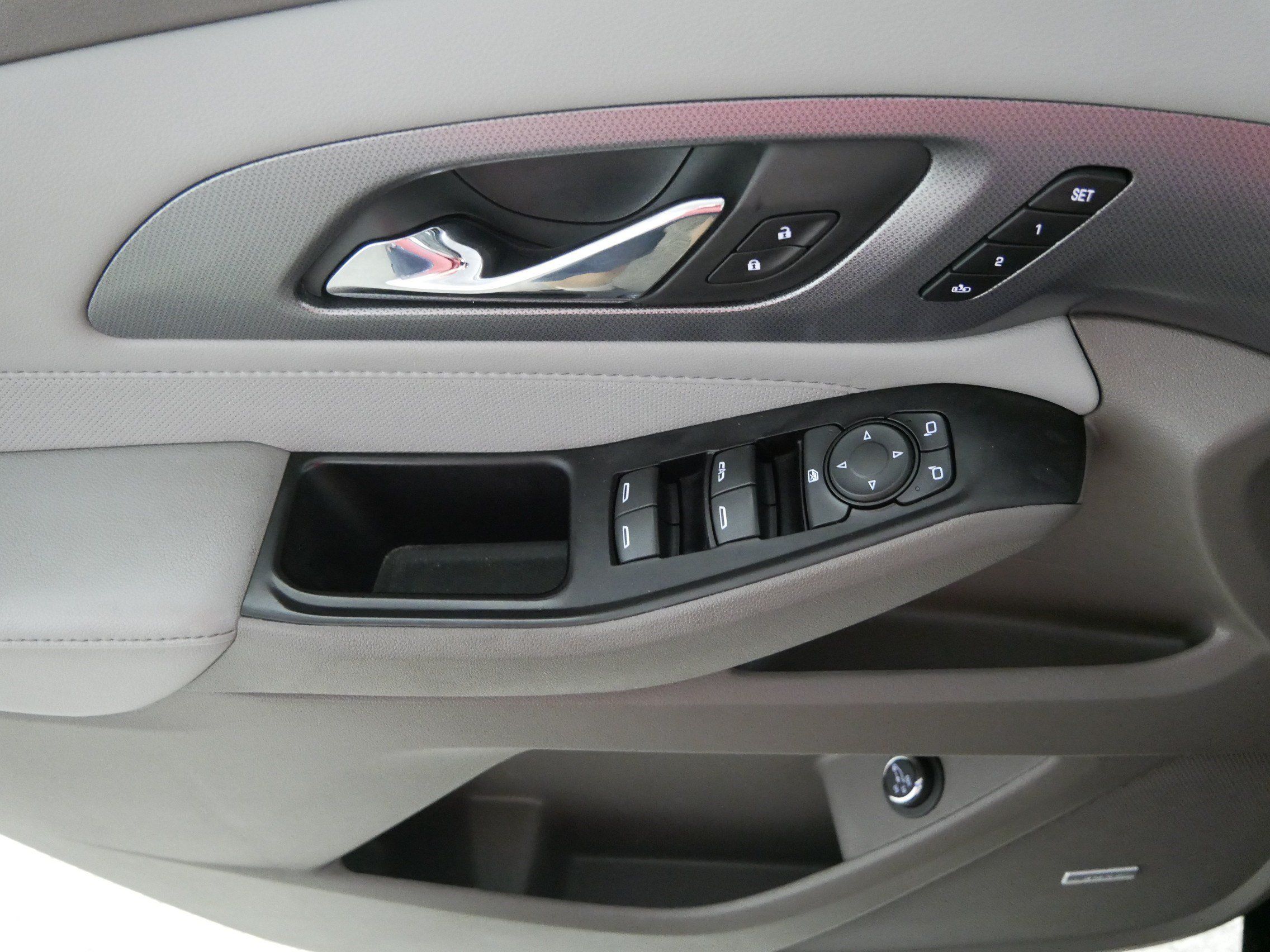 Used 2019 Chevrolet Traverse Premier AWD/4WD image 19