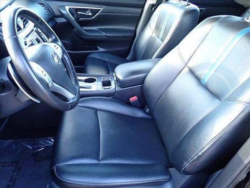 Used 2018 Nissan Altima 2.5 SR w/ SR Midnight Edition FWD image 8
