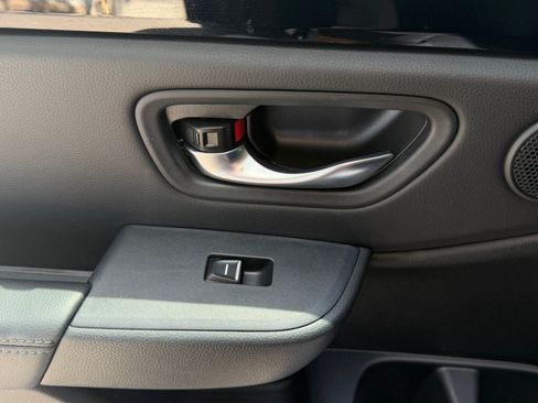 Used 2024 Honda Pilot EX-L image 10