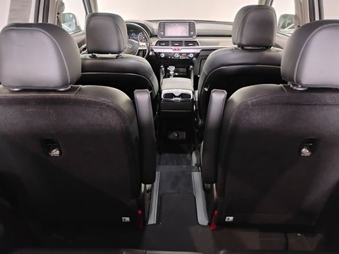 Used 2021 Kia Telluride S image 40