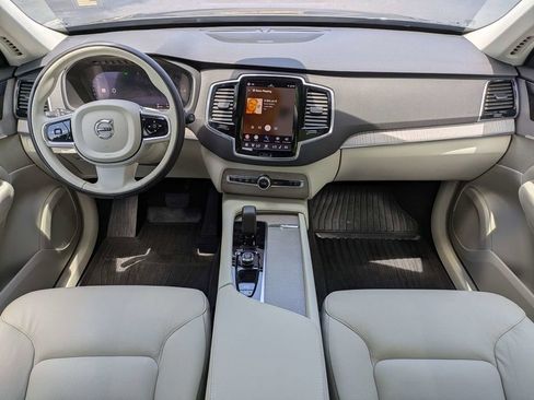 Certified 2024 Volvo XC90 T8 Plus AWD/4WD image 21