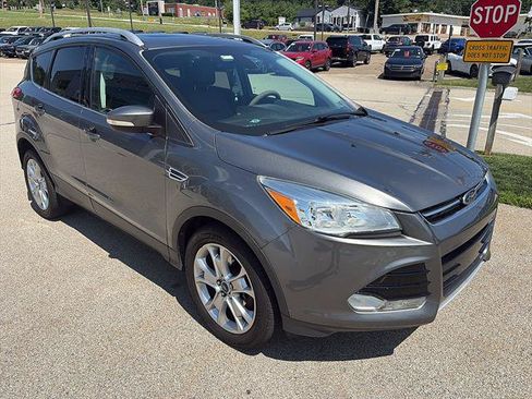 Used 2014 Ford Escape Titanium AWD/4WD image 4