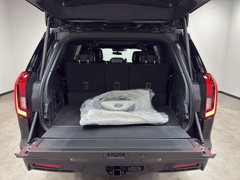 New 2026 Ford Expedition Tremor image 30