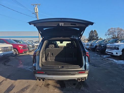 New 2026 Chevrolet Traverse LT w/ Driver Confidence Package image 6