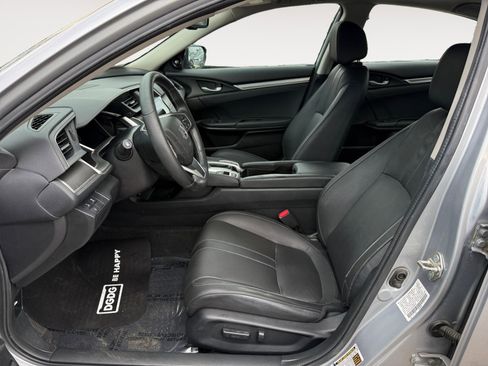 Used 2017 Honda Civic Touring image 10