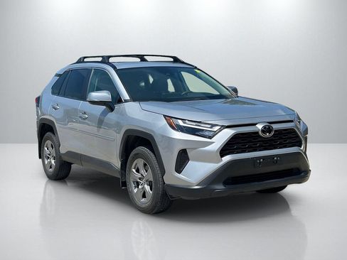 Used 2024 Toyota RAV4 XLE w/ Convenience Package FWD image 3