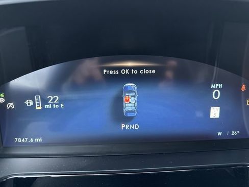 Used 2025 Lincoln Corsair Reserve image 12