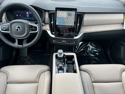 New 2026 Volvo XC90 B6 Ultra image 11