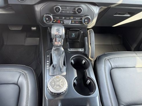 New 2025 Ford Bronco Badlands image 47