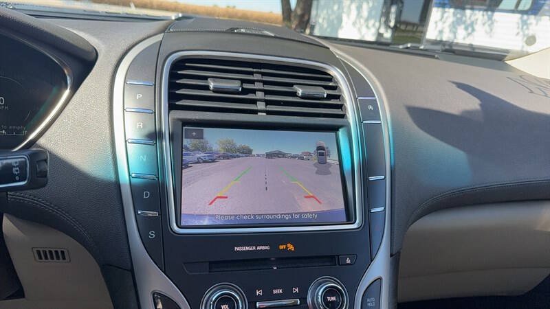 Used 2020 Lincoln Nautilus Reserve AWD/4WD image 30