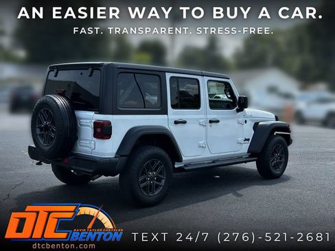 Used 2025 Jeep Wrangler Unlimited Sport AWD/4WD image 5