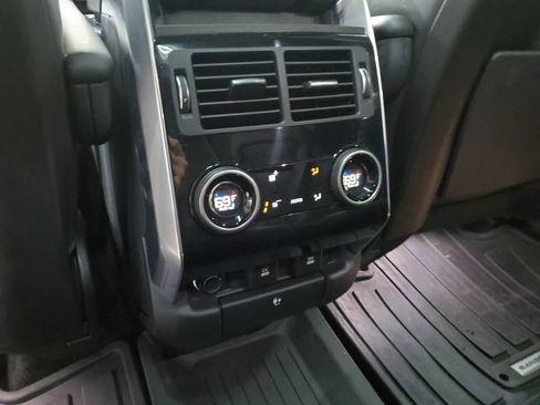 Used 2020 Land Rover Range Rover Sport HSE Dynamic image 21